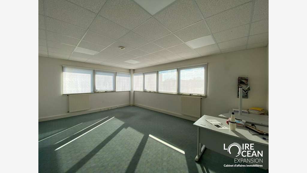 A louer bureaux de 312m² à Sainte-Luce-sur-Loire