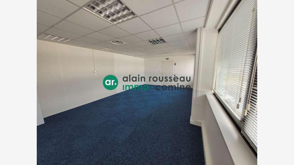 Plateau de bureaux 193m² R+1 Sainte Luce sur Loire