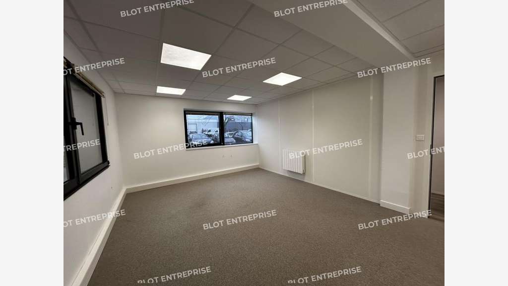 A louer bureaux 83m² à Sainte-Luce-sur-Loire