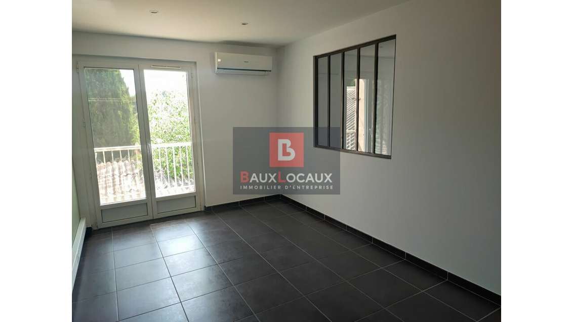 A louer bureaux 82m² avec balcon Salon-de-Provence