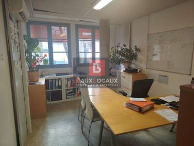 Bureaux 157m² RDC à louer à Salon-de-Provence