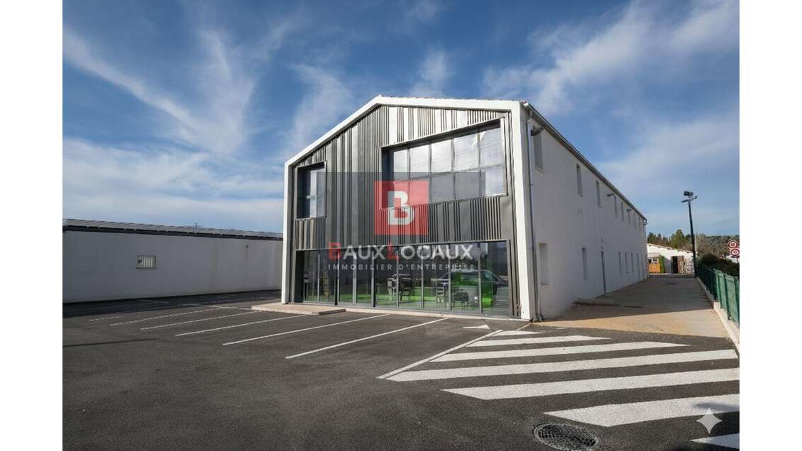 Location bureau 138m² RDC à Salon de Provence