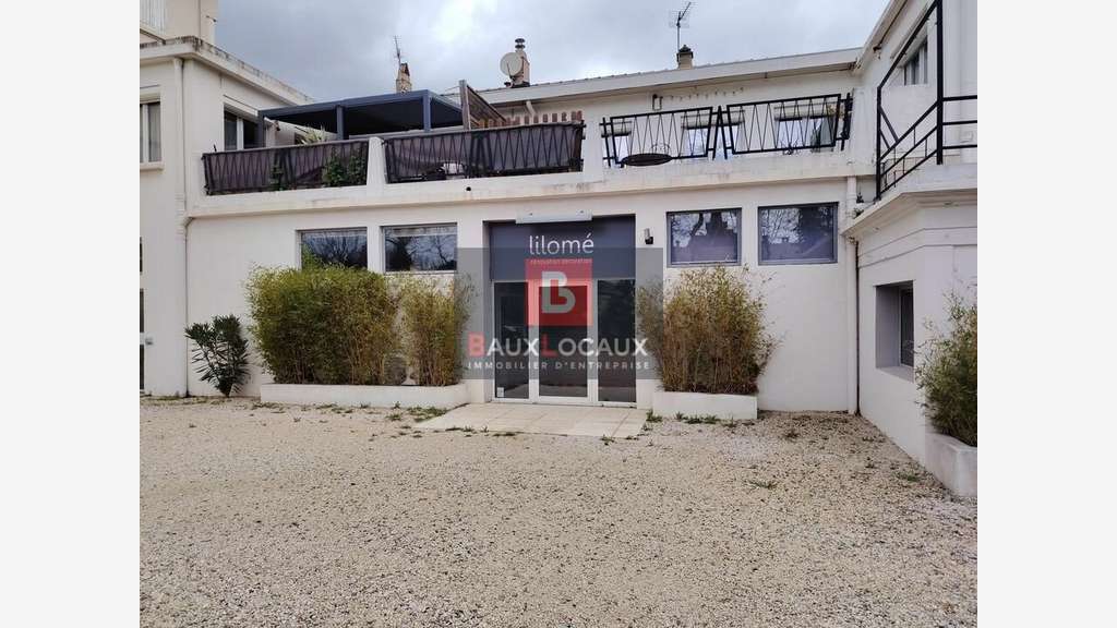 Location bureaux stockage 106m² Salon de Provence