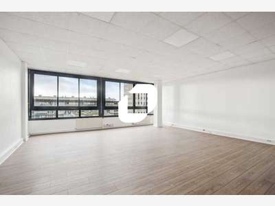 A louer Bureaux 213m² Sarcelles