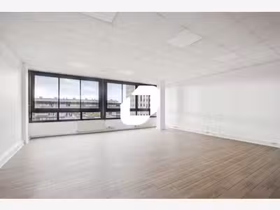 A louer Bureaux 213m² Sarcelles