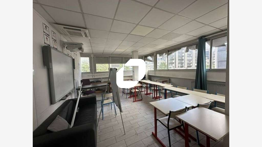 A louer Bureaux 428m² Sarcelles