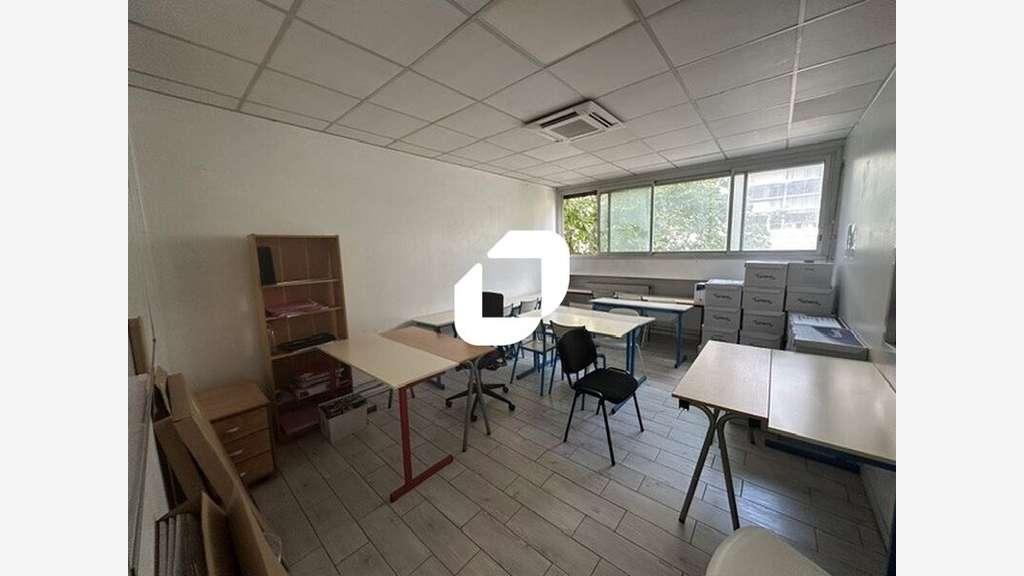 A louer Bureaux 428m² Sarcelles