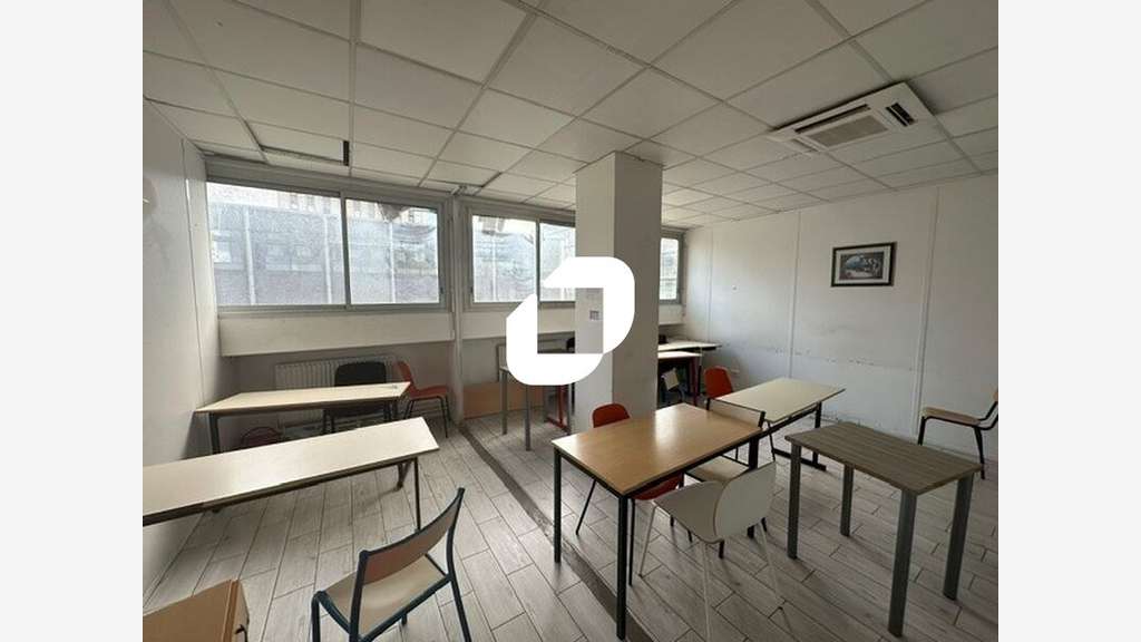 A louer Bureaux 428m² Sarcelles