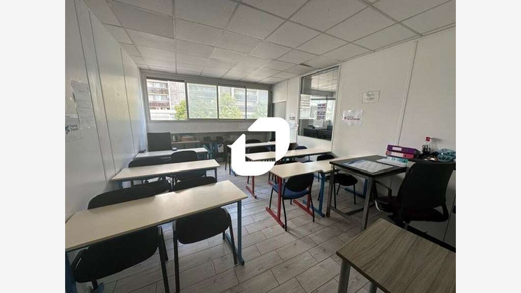 A louer Bureaux 428m² Sarcelles