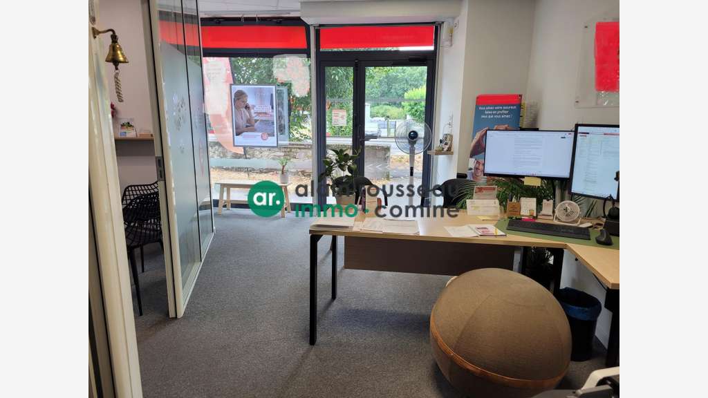 A louer bureaux 38m² sur axe passant à Sautron