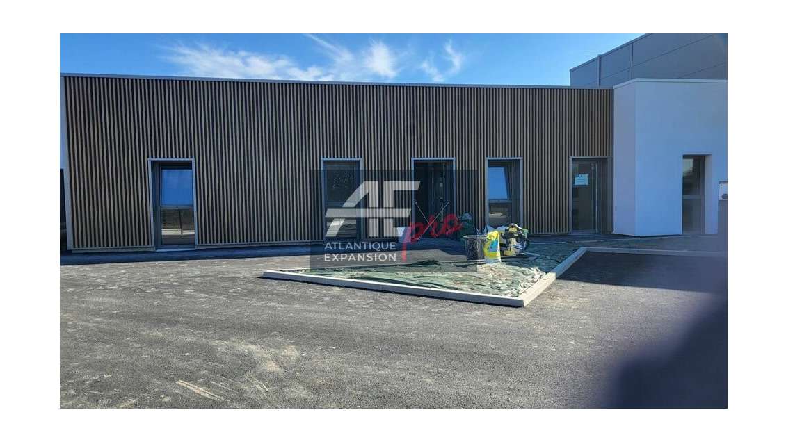 Bureaux neufs 70m² à louer à Savenay