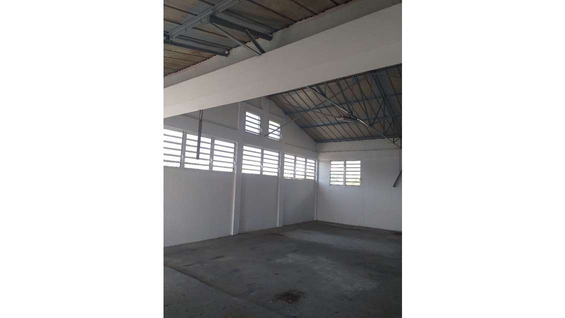 A louer bureaux 160m² sur Schoelcher