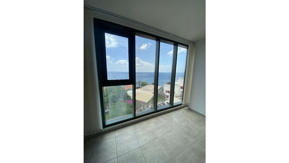 A louer bureaux 40m² R+2 de Kalysta à Schoelcher