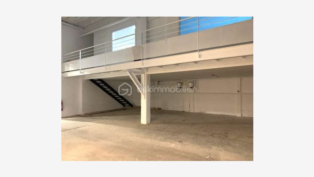 A louer bureaux & espace de stockage sécurisé