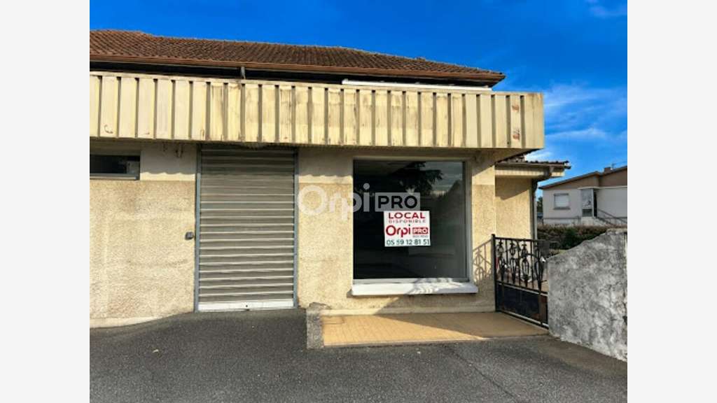 A louer local commercial de 38m² à Serres-Castet