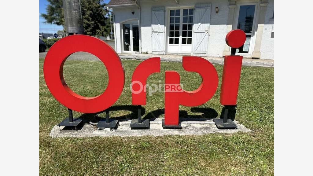 A louer local commercial de 38m² à Serres-Castet