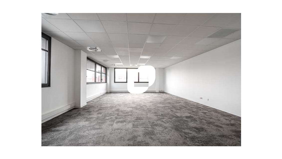 A louer Bureaux 77m² Serris