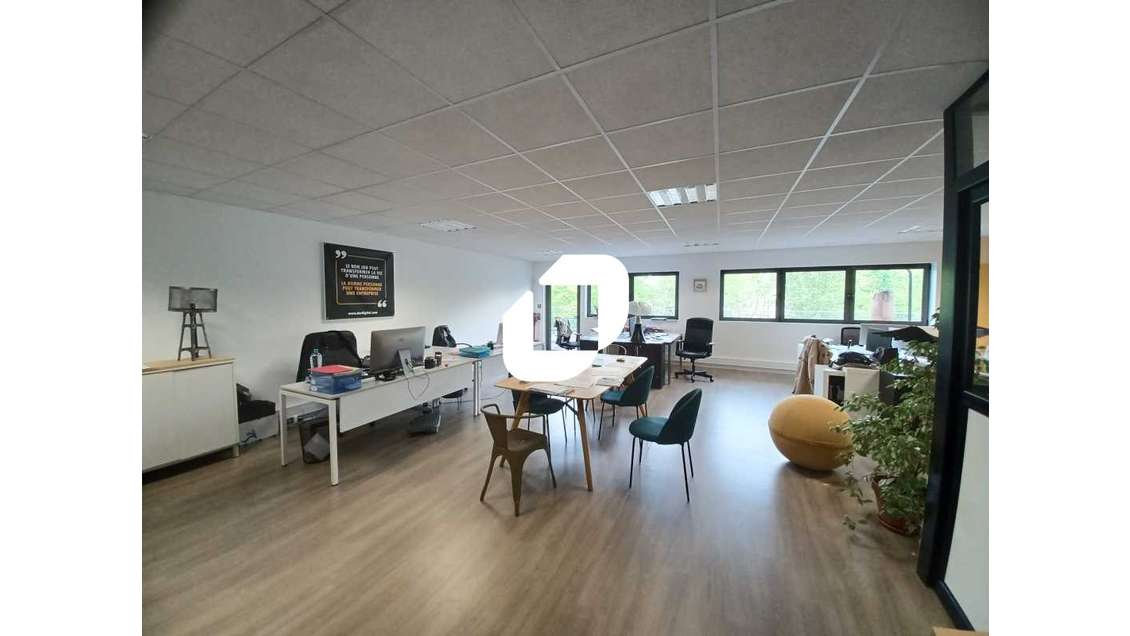 A louer Bureaux 80m² Serris