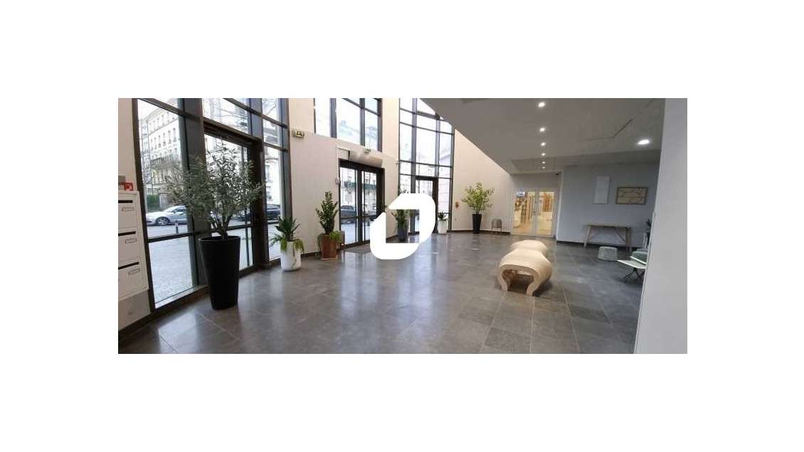 A louer Bureaux 2238m² Serris