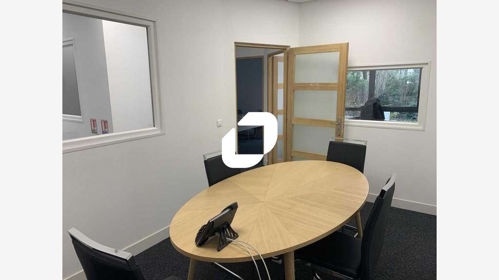 A louer Bureaux 67m² Serris
