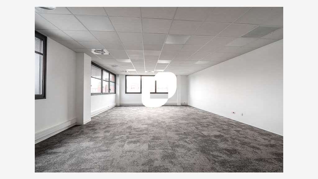 A louer Bureaux 77m² Serris