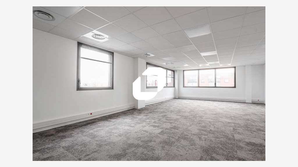 A louer Bureaux 77m² Serris