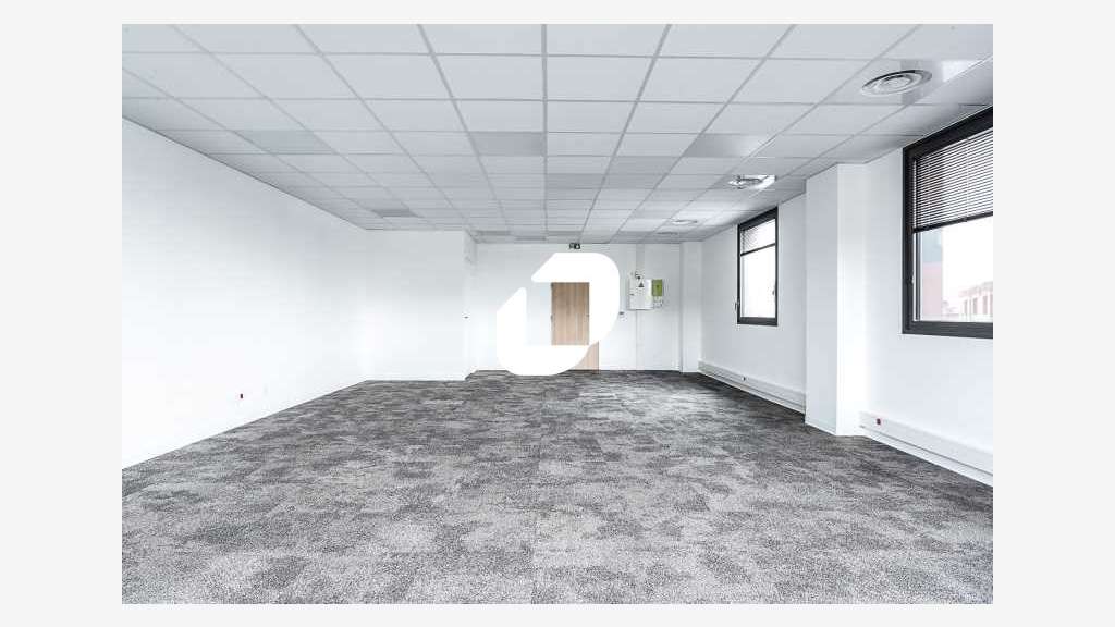 A louer Bureaux 77m² Serris