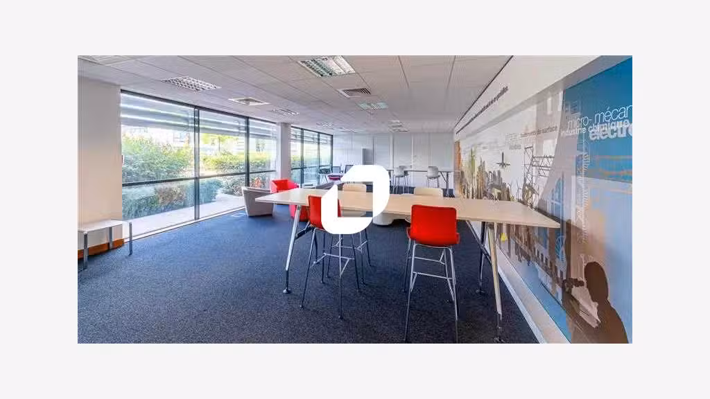 A louer bureaux non divisibles de 1524m² à Serris