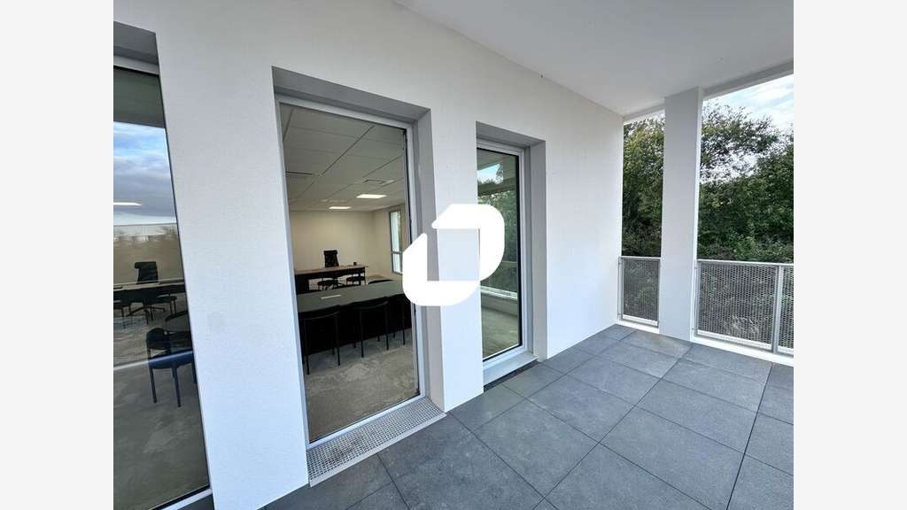 A louer Bureaux 141m² Serris