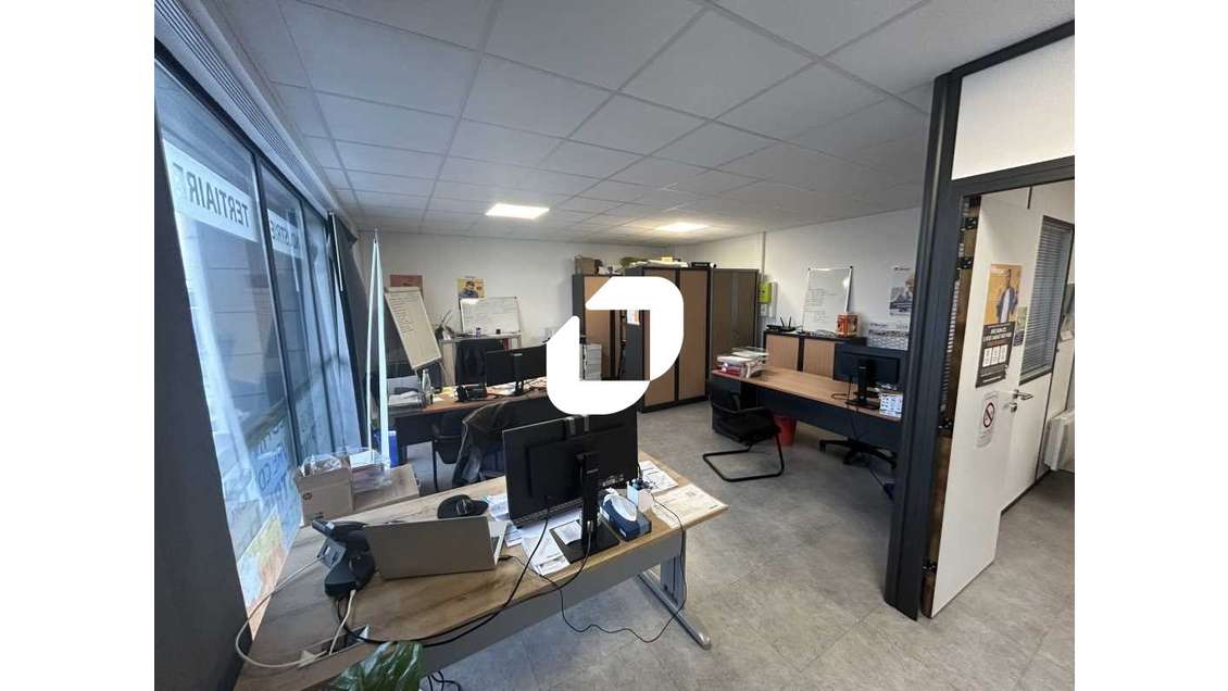 A louer Bureaux 60m² Servon