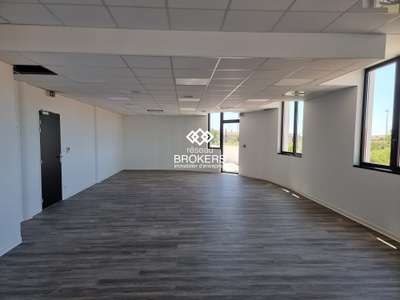 Bureau de 92,40 m² + terrasse de 36 m² - A louer -