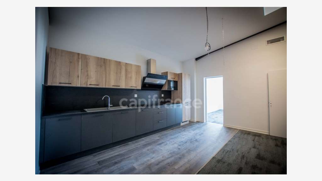 A louer bureaux à l'entrée de Sète