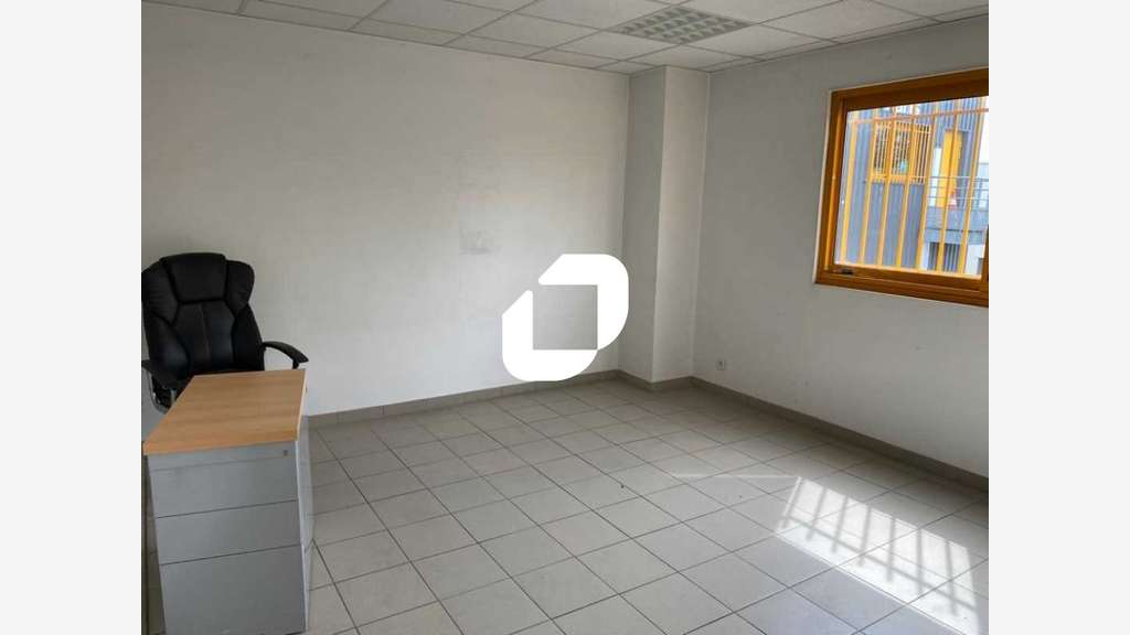 A louer Bureaux 190m² Sevran