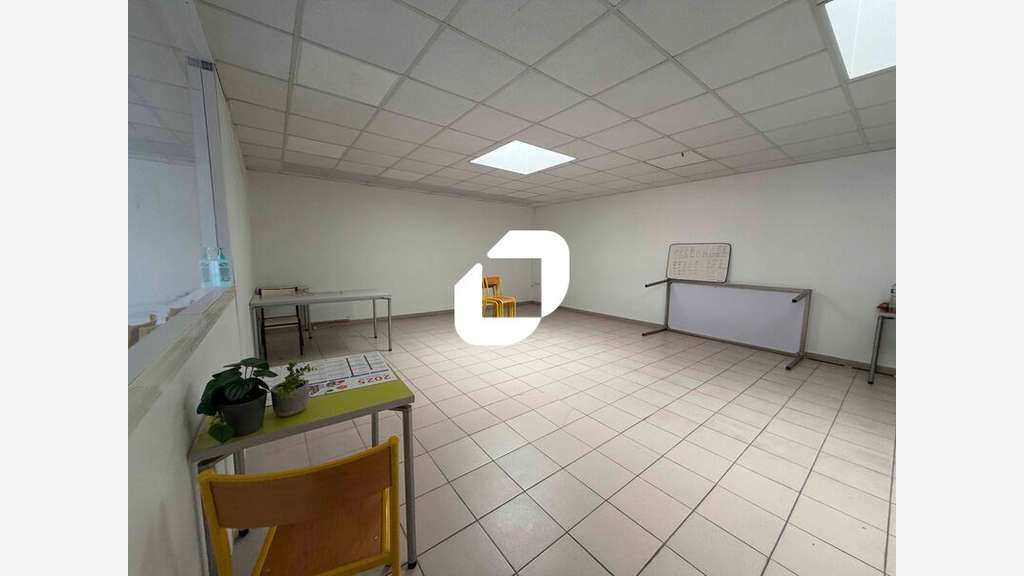 A louer Bureaux 110m² Sevran
