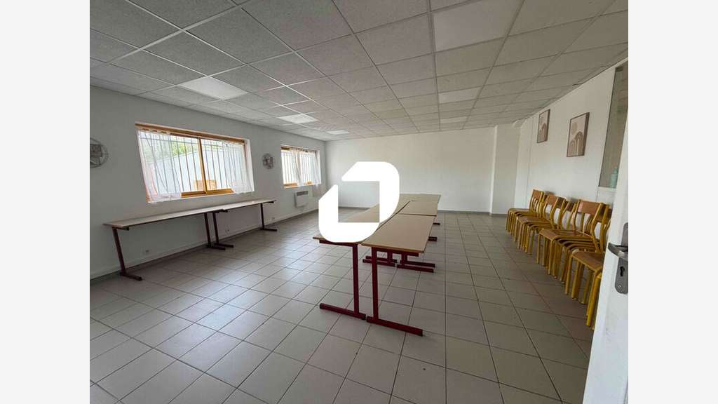 A louer Bureaux 110m² Sevran