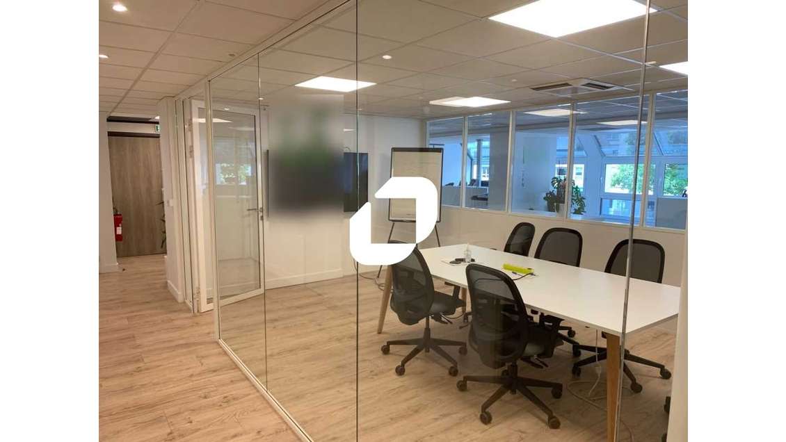 A louer Bureaux 240m² Sevres