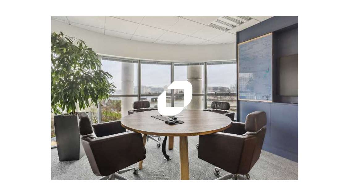 A louer Bureaux 300m² Sevres