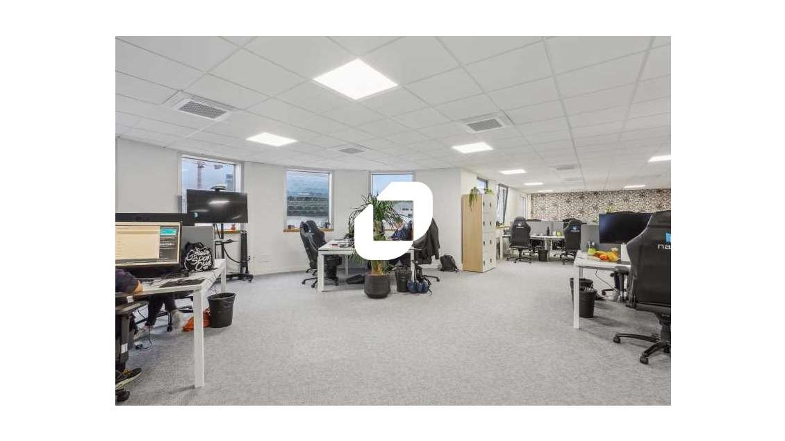 A louer Bureaux 292m² Sevres