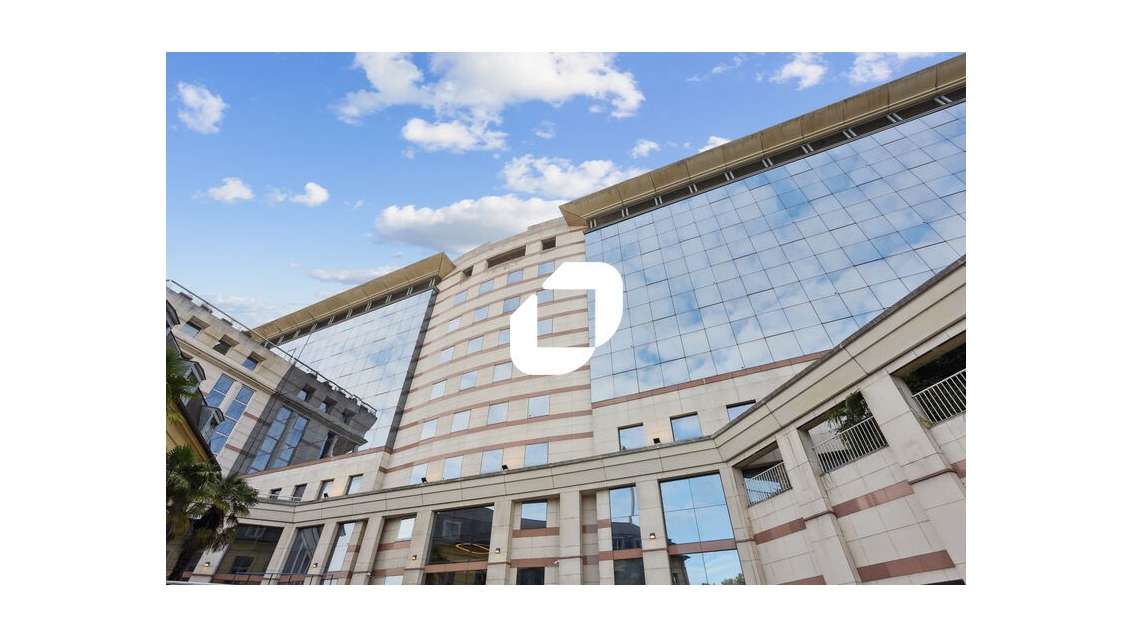 A louer Bureaux 7435m² Sevres