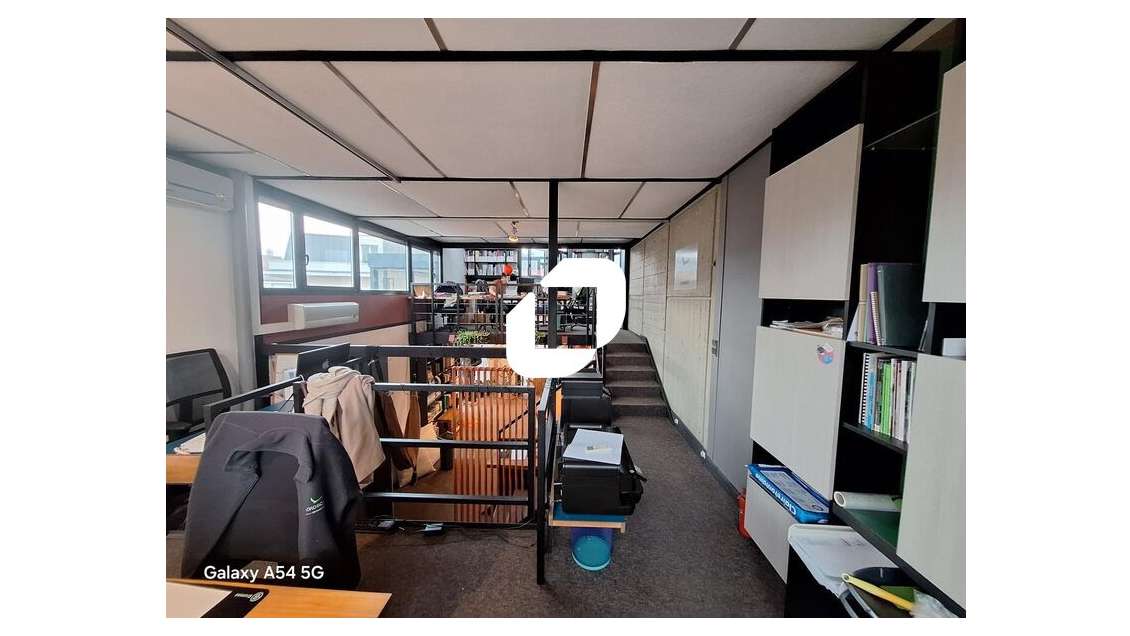 A louer Bureaux 92m² Sevres