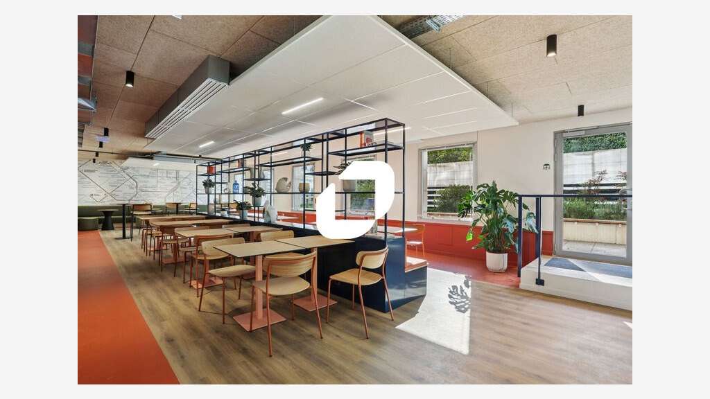 A louer Bureaux 7435m² Sevres
