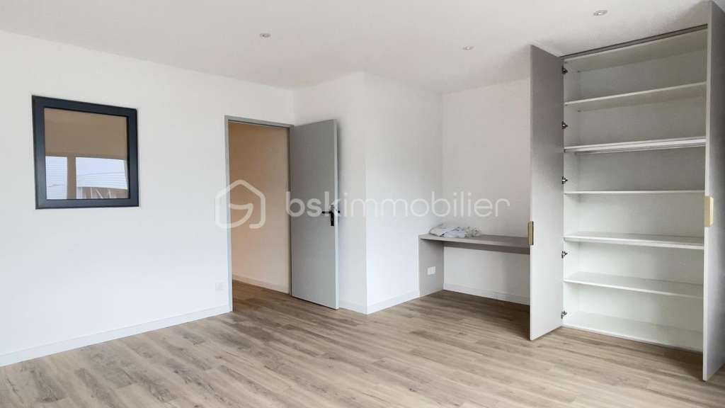 Loue Bureau neuf de standing 53m² Seynod / Annecy