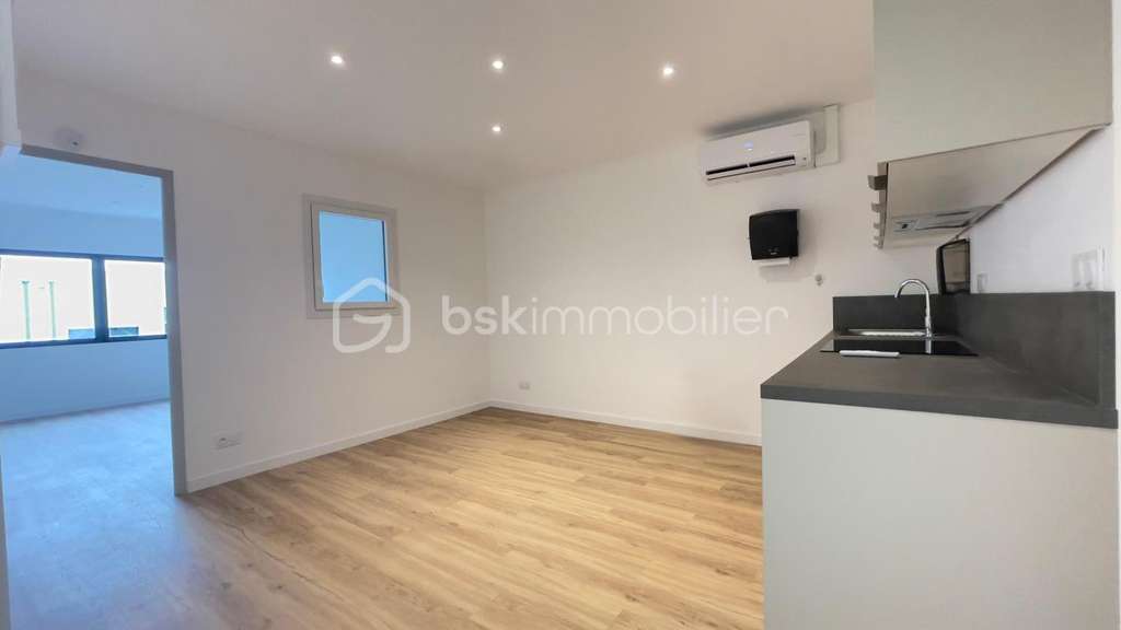 Loue Bureau neuf de standing 53m² Seynod / Annecy