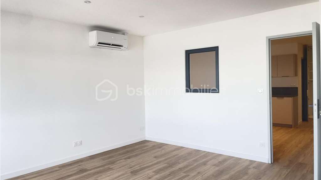 Loue Bureau neuf de standing 53m² Seynod / Annecy