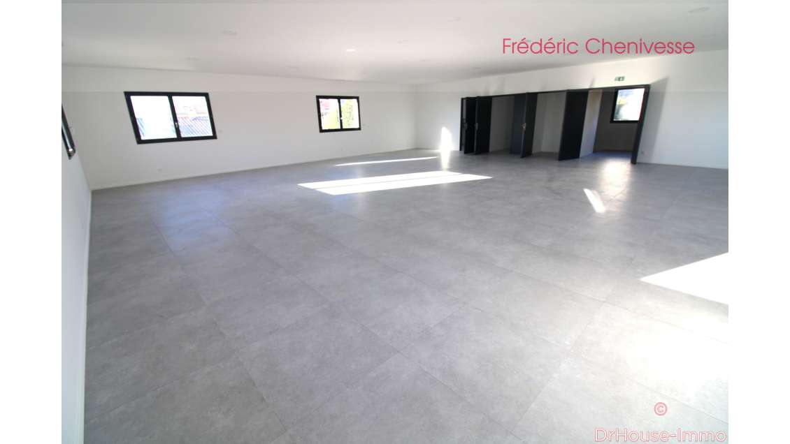 Location bureau 150m² R+1 à Seysses 