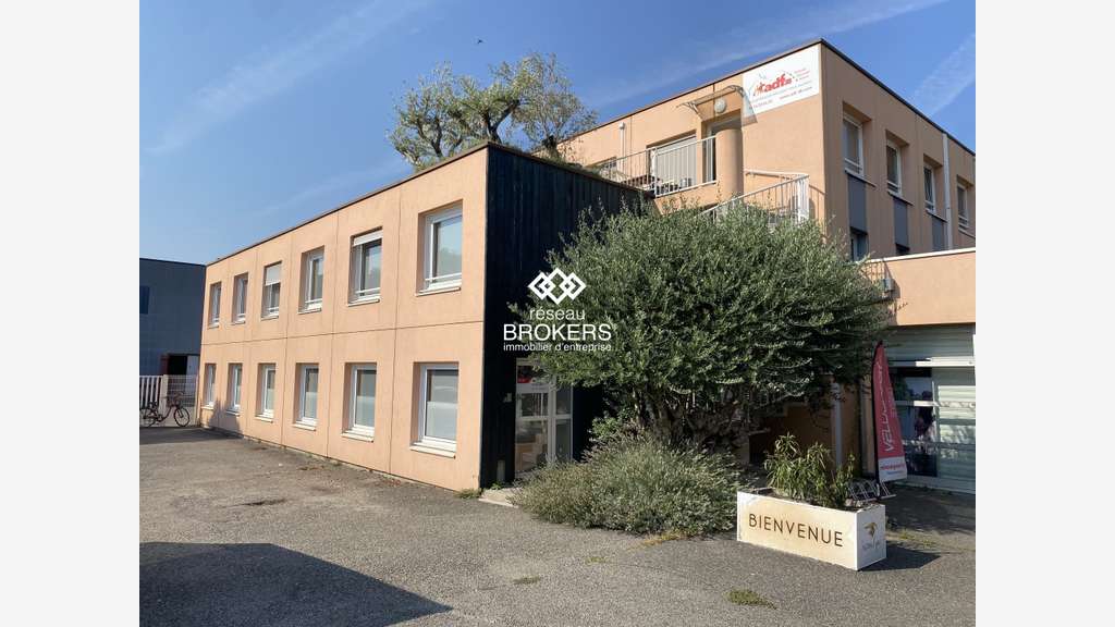 A louer bureau 260m² Seyssinet / Pont de Catane