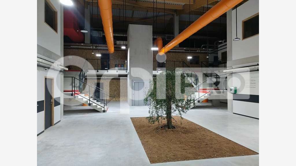 Bâtiment CEDREA de 135m² à louer à Sisteron