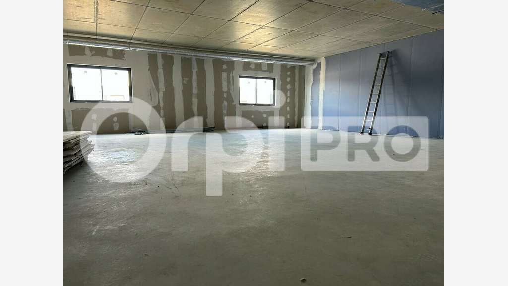 Bâtiment CEDREA de 135m² à louer à Sisteron