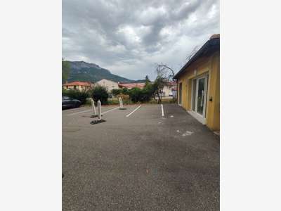 Local professionnel 105m² 3 bureaux à Sisteron