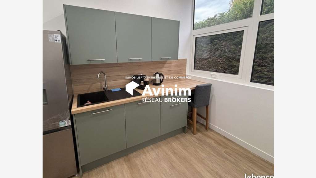 Local professionnel 77m² à Soisy-sous-Montmorency
